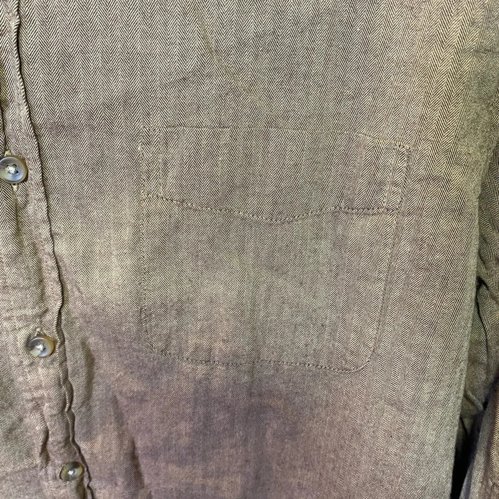 J. Crew Men's Casual Brown Button Down Shirt‎